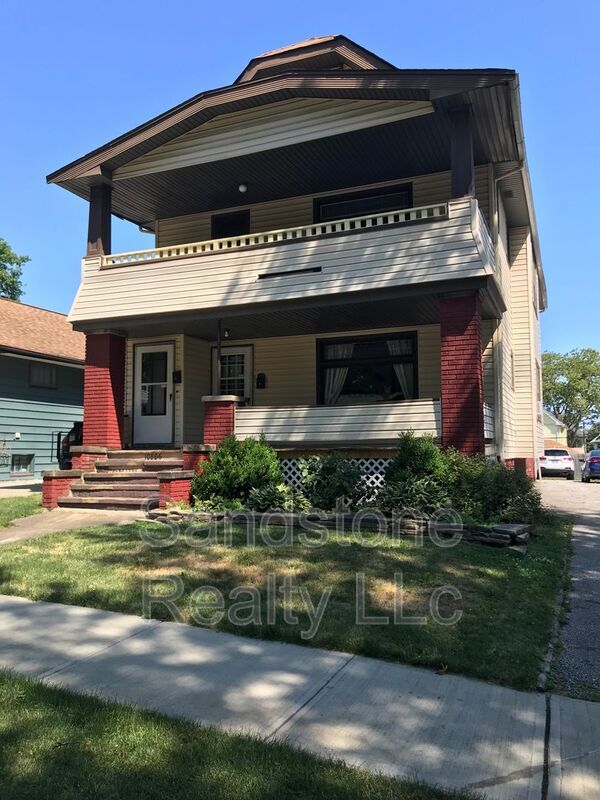 10806 Fidelity Ave Unit Up, Cleveland, OH 44111 Condo for Rent in Cleveland, OH