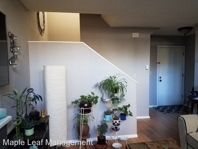 Foto del edificio - 8424 25th Ave SW