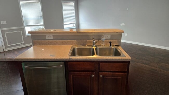 Photo - 1725 Oak Brook Ln NW Townhome