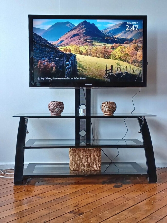 Building Photo - 226 Mt Elliott St