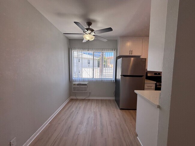 Interior Photo - 12323 Texas Ave