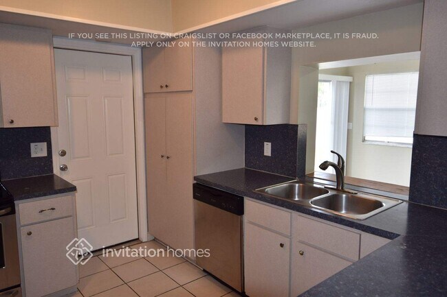 Foto del edificio - 3481 Chickasaw Cir