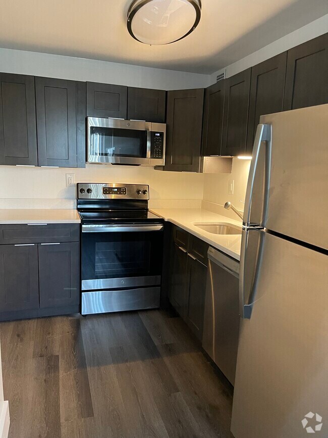 3 Bedroom Apartments for Rent in Upper Moreland Township PA 14