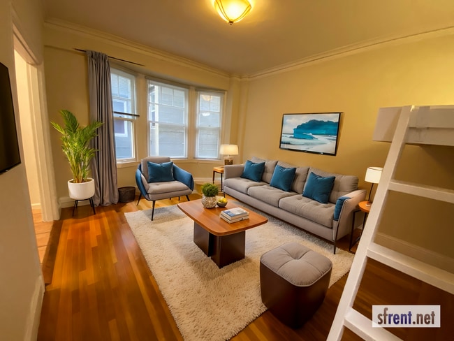 Interior Photo - Hyde Park Apartments LLC.
