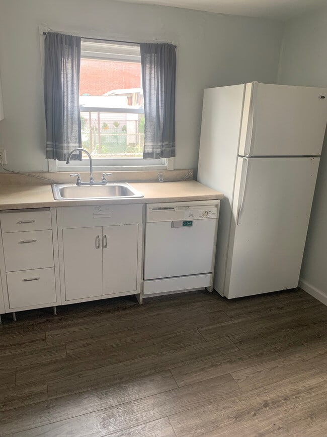 Photo - 129 Locarna Way House