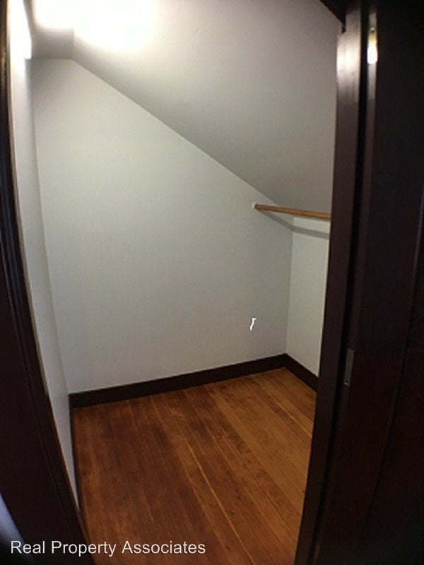 Building Photo - 2 br, 1 bath Apartment - 2049 NW 61st Street
