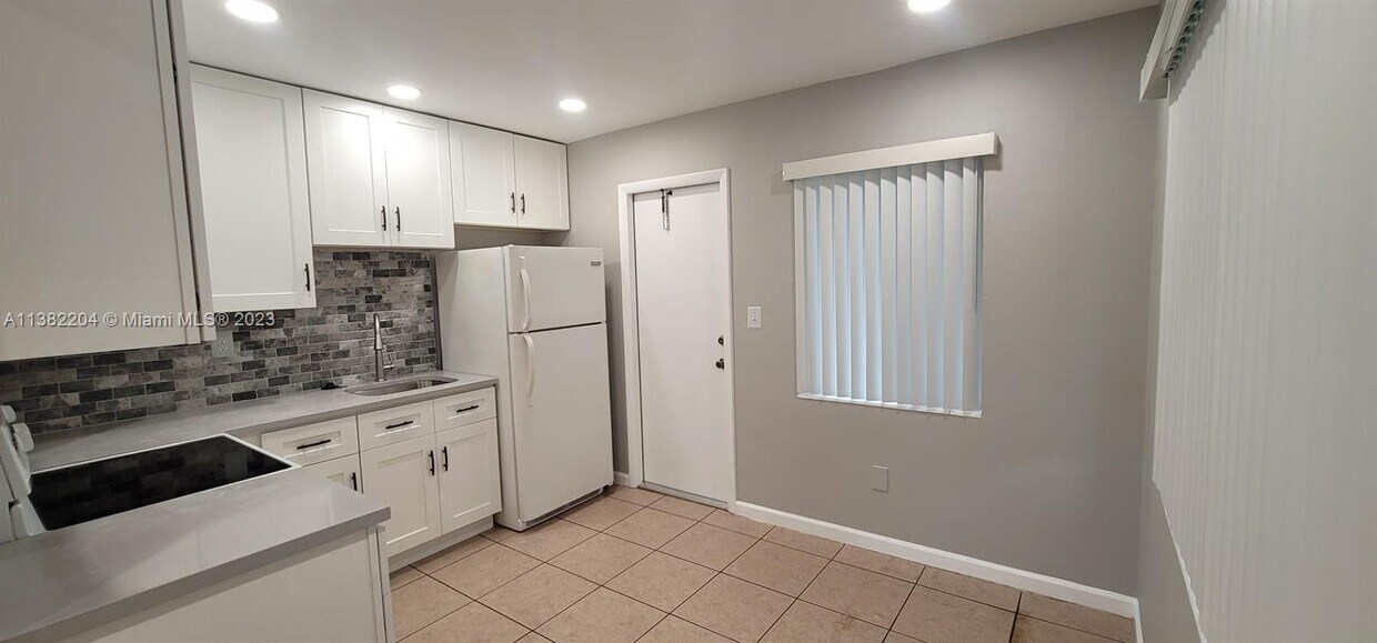 Foto principal - 2533 Garfield St