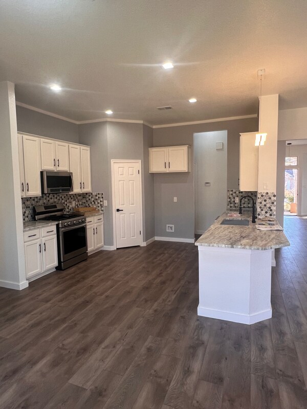 Foto del edificio - 4403 Hunters Lodge Dr