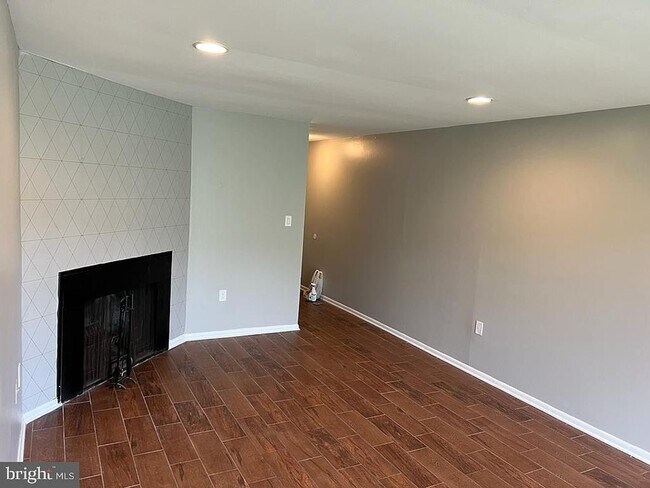 Foto del edificio - 8671 Greenbelt Rd