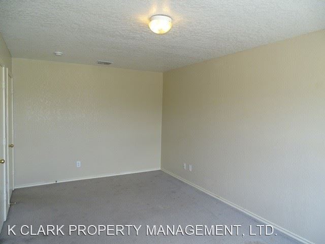 Building Photo - 3 br, 2.5 bath House - 9719 AMBER COVE