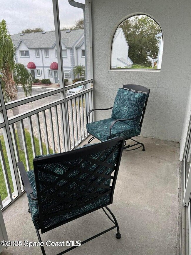 Foto del edificio - 427 Ocean Park Ln