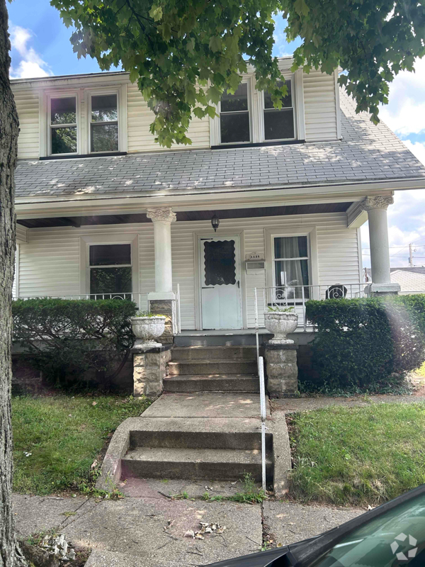 Building Photo - 1138 Williams Ave NE