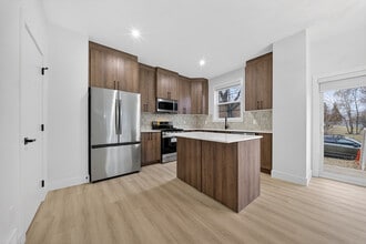 Building Photo - 8827-8122 122 Ave NW