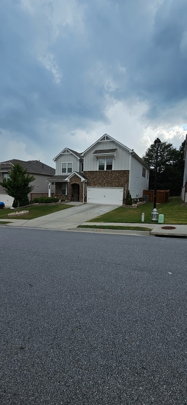 Very Beautiful and Spacious! - Very Beautiful and Spacious! House