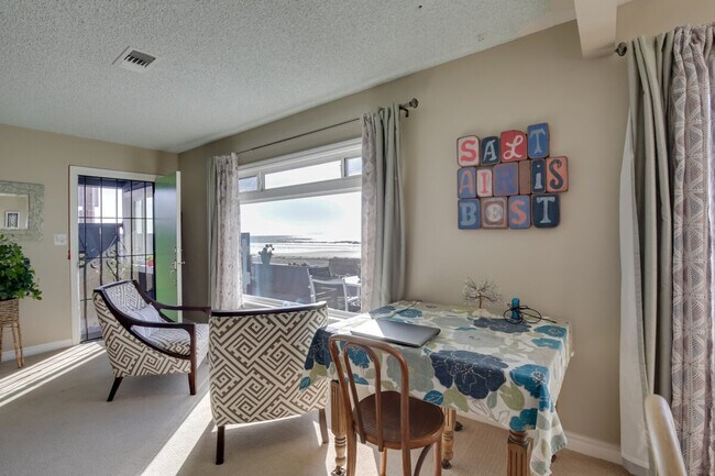 Foto del edificio - 1146 Seacoast Dr