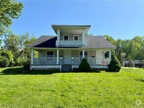 Building Photo - 19137 Westwood Dr