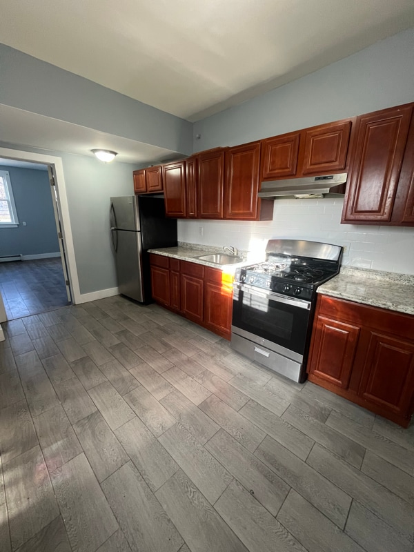 Building Photo - 54 Princeton St