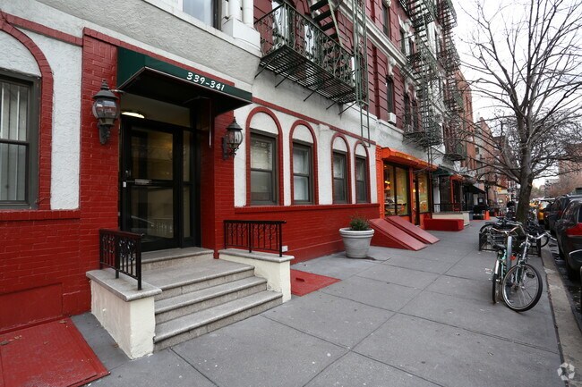 Building Photo - 339-341 E 12th St