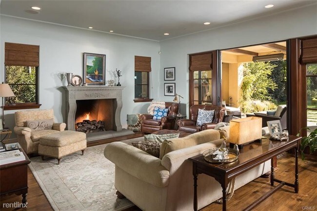 Building Photo - 6 br, 2 bath House - 18905 Evening Breeze Cir