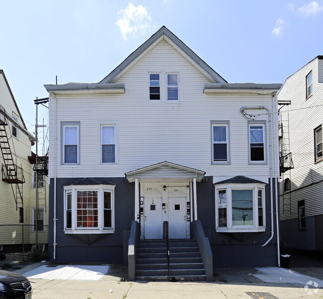 250252 Van Houten St Paterson, NJ 07501 Rentals Paterson, NJ