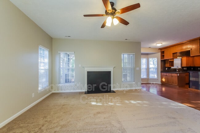 Building Photo - 1010 Lavenham Pl