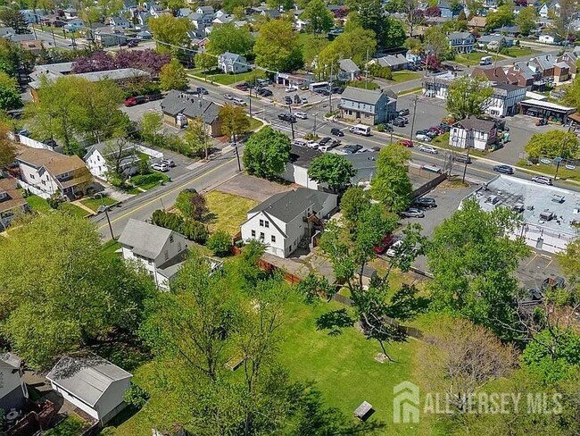 Foto del edificio - 3 Meadow Rd