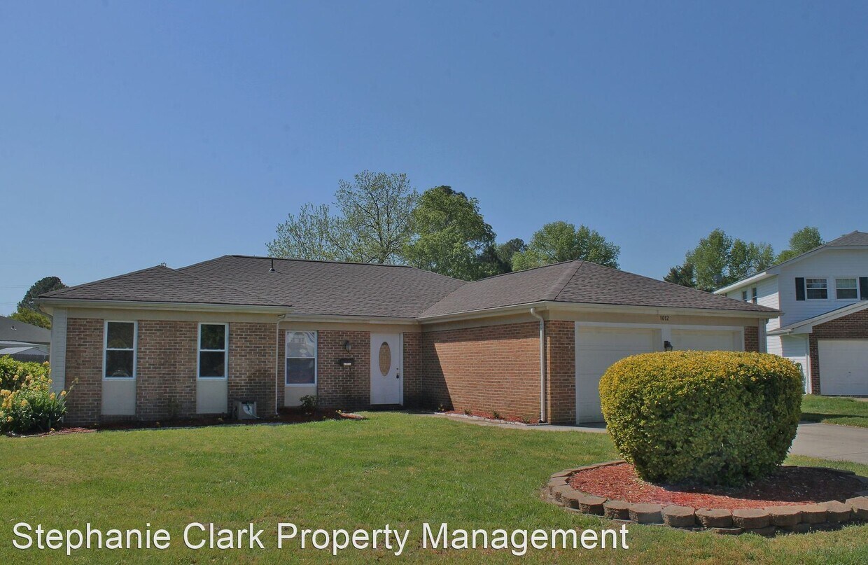 3 br, 2.5 bath House 1012 Antioch Circle House Rental in Virginia