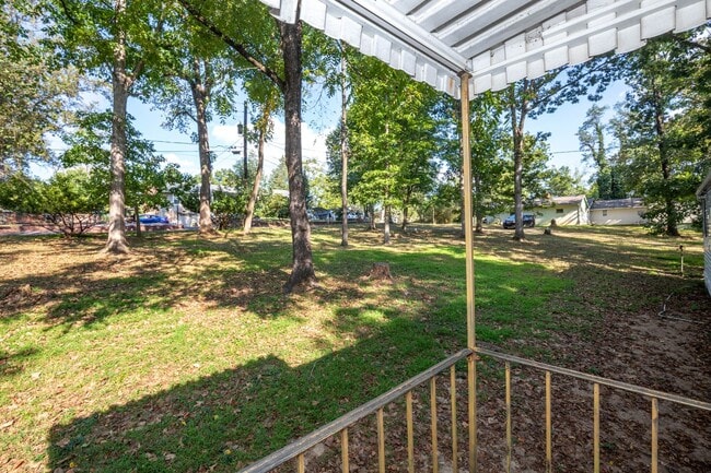 Building Photo - 2 Bed, 1 Bath, Manufactured Home in Harper...
