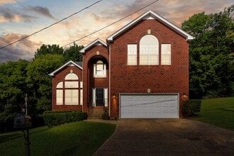 Building Photo - 7091 Red Apple Rd