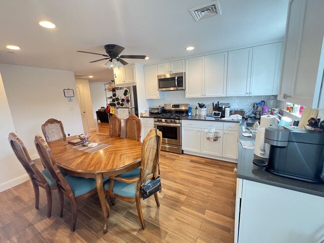 Foto del edificio - 489 Main St