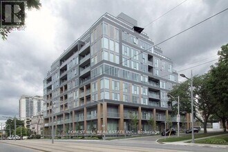 Building Photo - 6 Parkwood Ave