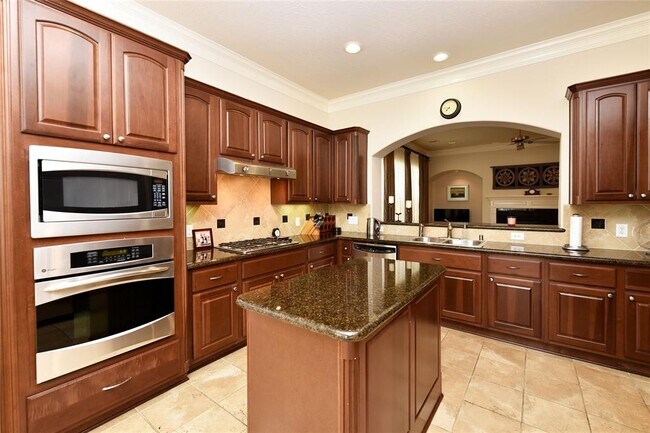 Building Photo - 1226 Sopris Dr