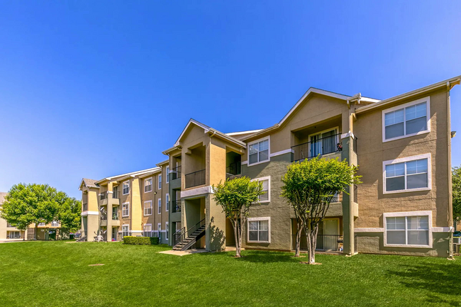 Building Photo - Mayfield Park Apartments