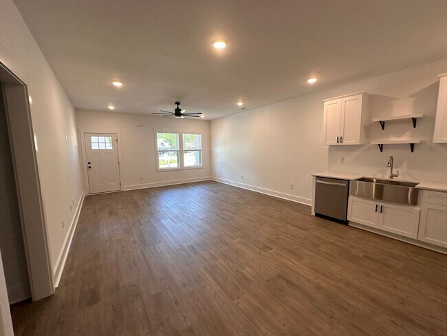 Foto del edificio - New Construction 3 Bedroom House in Ocean Isle Beach--Gated Community