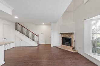 Building Photo - 2800 Jeanetta St Building Photo - 2800 Jeanetta St