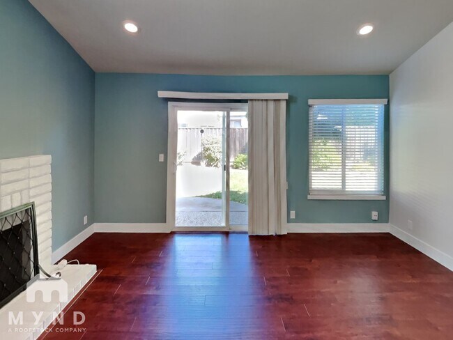 Foto del edificio - 5936 Marshwell Way