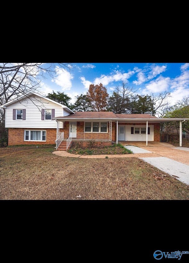 Primary Photo - 4210 Killarney Dr NW