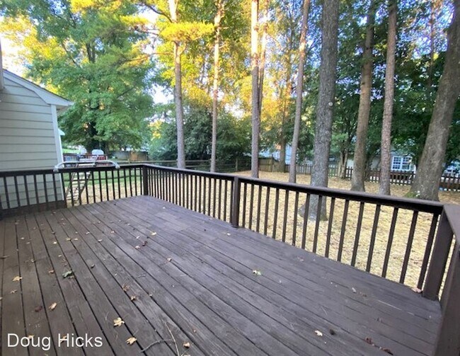 Foto del edificio - 3 br, 2.5 bath House - 6712 Farrington Ln