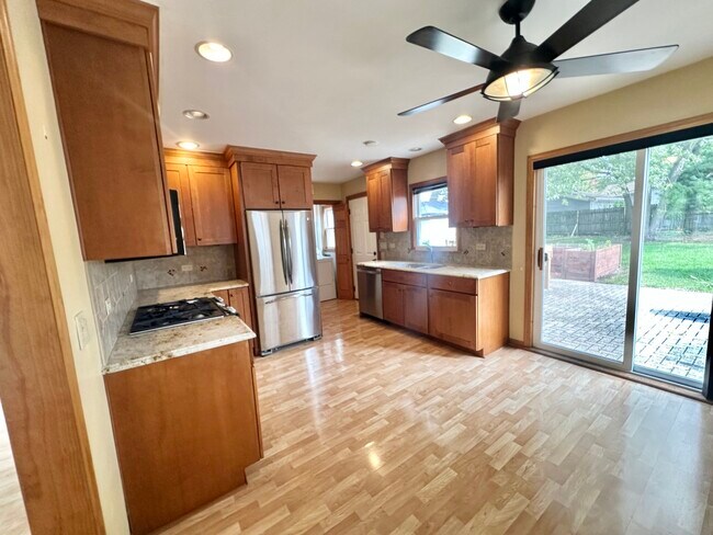 Foto del edificio - 1207 S Sumner St