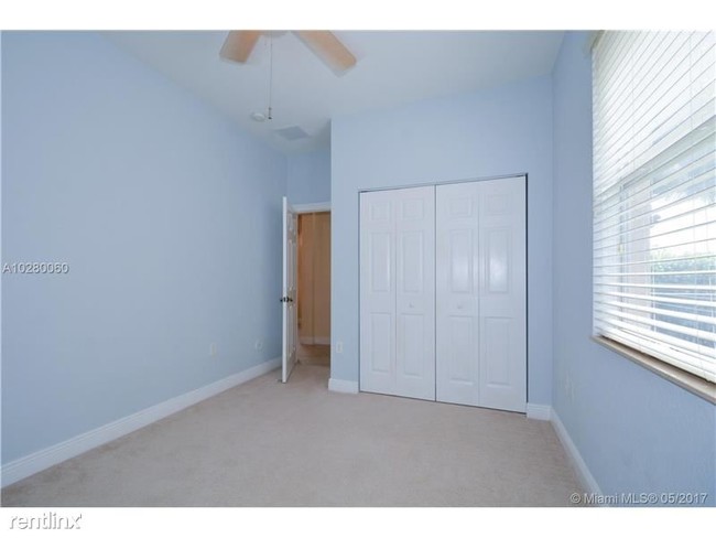 Building Photo - 5017 SW 183rd Ave