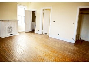 Building Photo - 2215 Ohio Ave