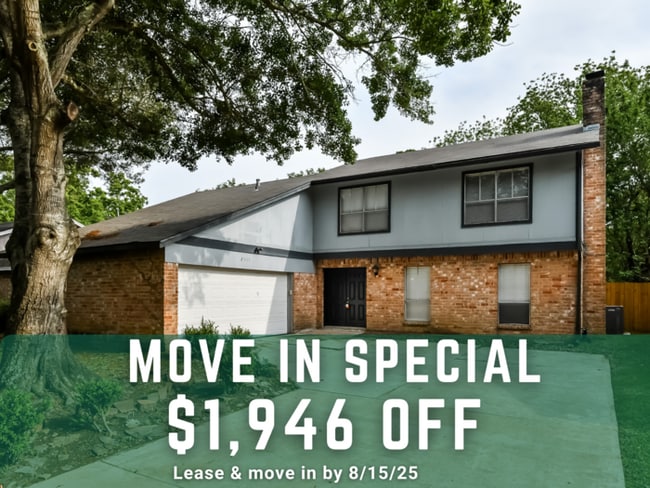 Building Photo - 2111 Mustang Springs Dr