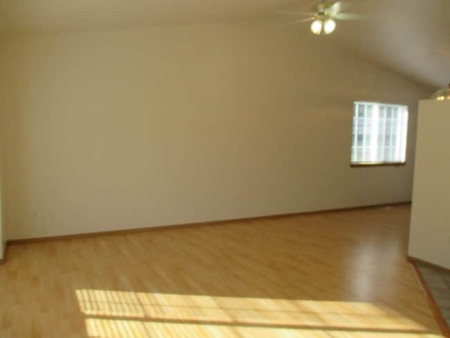 Building Photo - Howell.R-3809/11