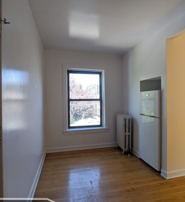 Building Photo - 2617.5 N Spaulding Ave