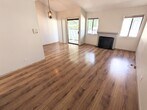Foto principal - 10510 Sunland Blvd