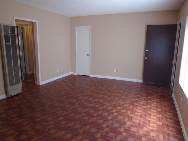 Living Room - Elizabeth Street Apartments