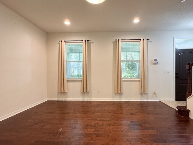 Foto del edificio - Windermere Landings Highly Desirable 3/2.5 Home...Beautifully Upgraded (2139 sq ft)! MUST SEE!