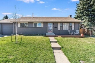 Building Photo - 7220 S Cherry Dr