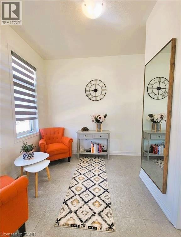 Photo du bâtiment - 3098 Michelangelo Rd