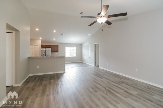 Foto del edificio - 34948 Long Island Ct